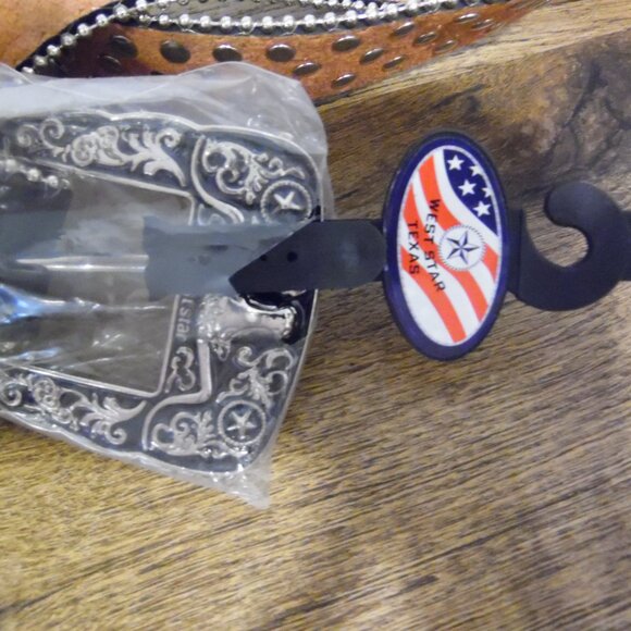 West Star Texas Geunine Leather Black Concho Belt with silver trim Size Large - Picture 8 of 11